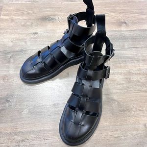 Dr.Martens Geraldo Black Sandals | US 7 | Black | Minor wear condition